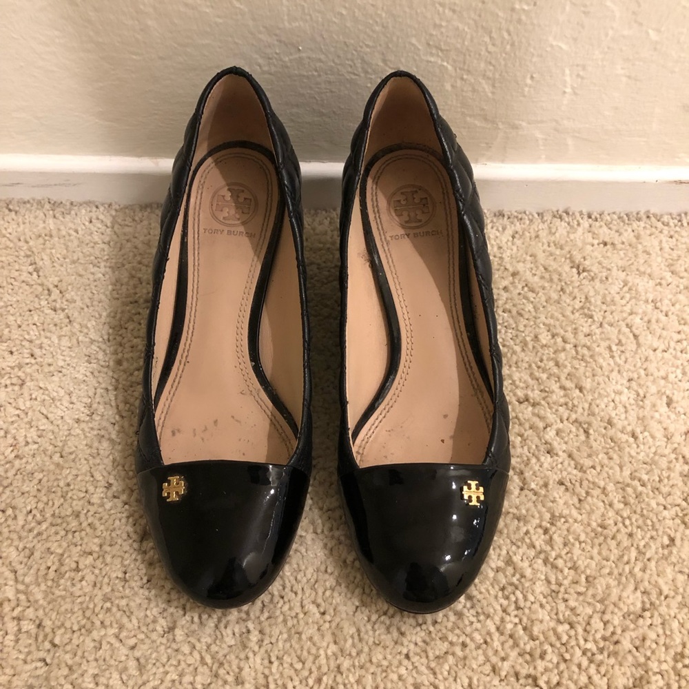 Tory Burch Claremont Black Quilted Wedge Size 7